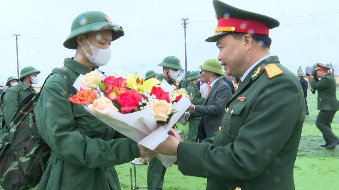 Thanh niên huyện Bình Giang cùng thanh niên cả nước nhập ngũ từ 13-15/2 và điểm mới trong tuyển quân